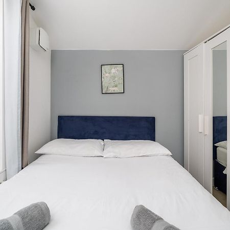Modern 2 Bed East London Home By Rebby Properties Sleeps 5 Near Canning Town Station ภายนอก รูปภาพ